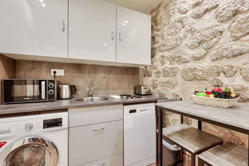 Studio Confortable Au Coeur De Paris Exterior foto